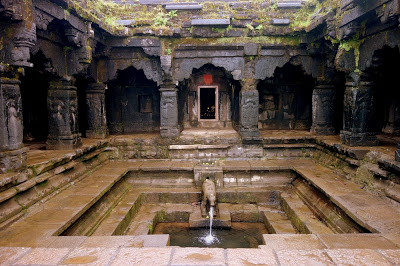 महाबलेश्र्वर पंचगंगा मंदिर- यहां एक गौमुखी से बहता है पांच नदियों का पवित्र जल