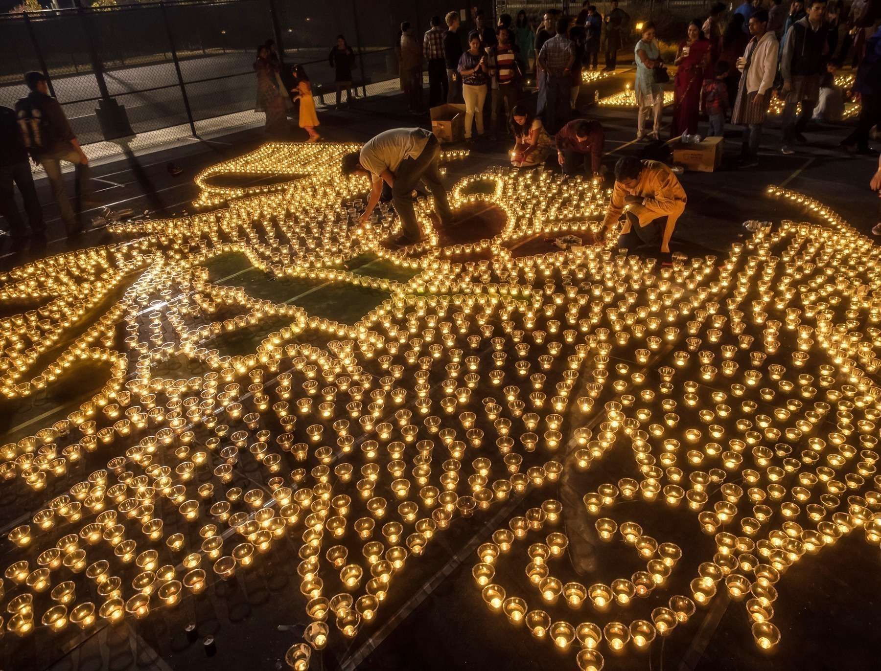 क्या आपको पता है भारत समेत और किन देशों में मनाई जाती है दिवाली? जानें इसके बारे में सबकुछ